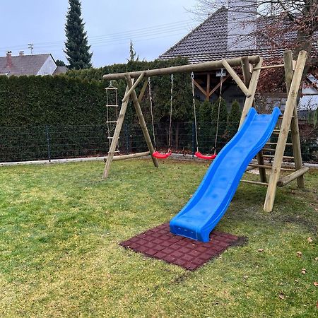 Ferienhaus Ferati Γκούνζμπουργκ Εξωτερικό φωτογραφία