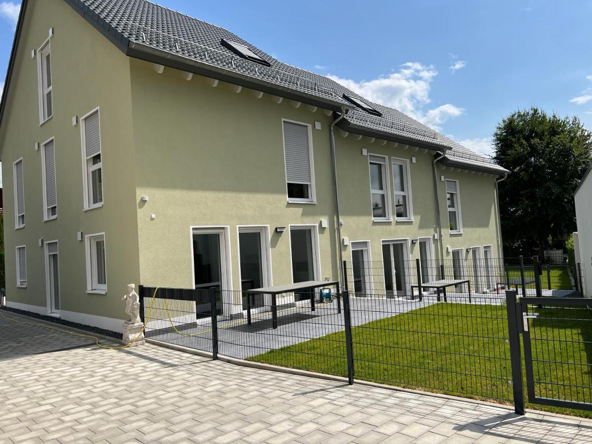 Ferienhaus Ferati Γκούνζμπουργκ Εξωτερικό φωτογραφία