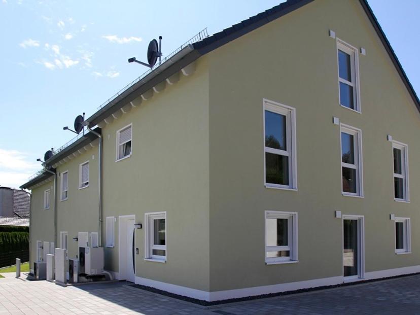 Ferienhaus Ferati Γκούνζμπουργκ Εξωτερικό φωτογραφία